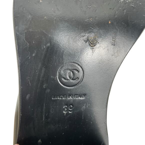 Chanel Coco Mark Logo Cap Toe Chain Short Leather Boots Black Size 39 - Picture 14 of 16